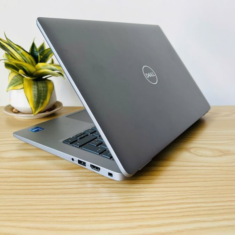 Dell Latitude 5440 Dell Latitude 5440